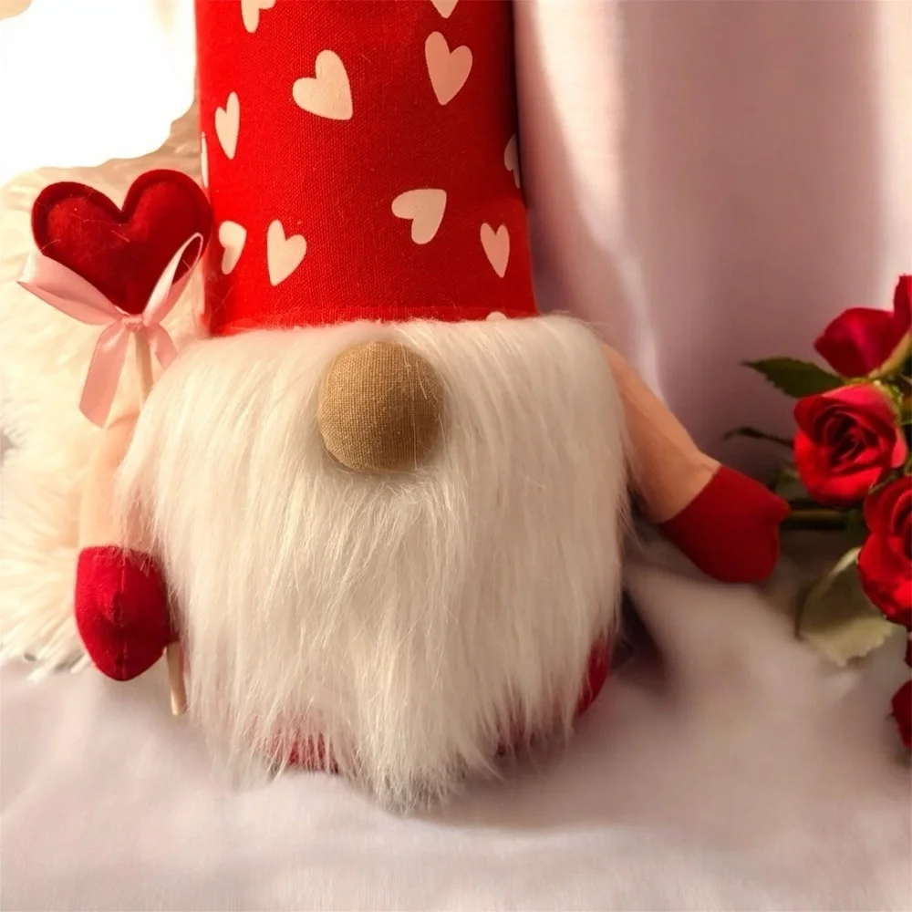 NWT Huntington Home 20” Heart Gnome